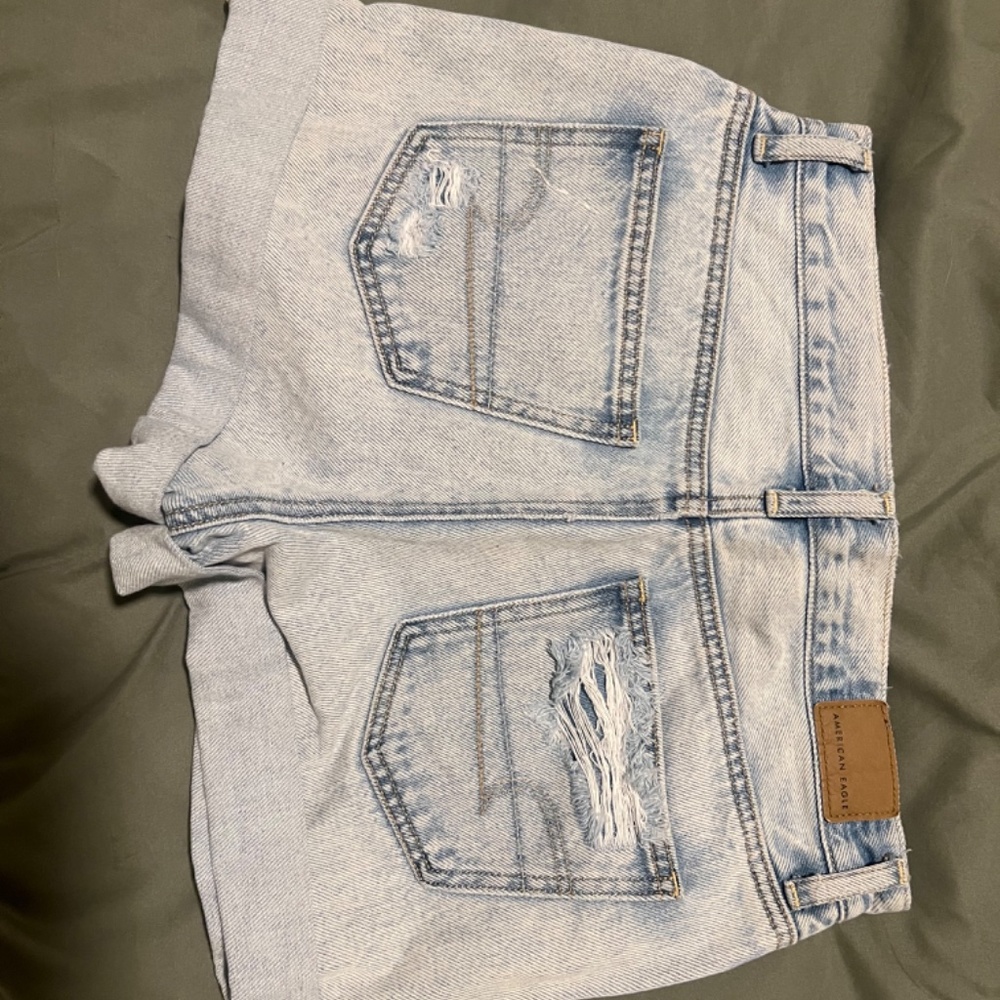 AE Mom Shorts - Picture 2 of 2